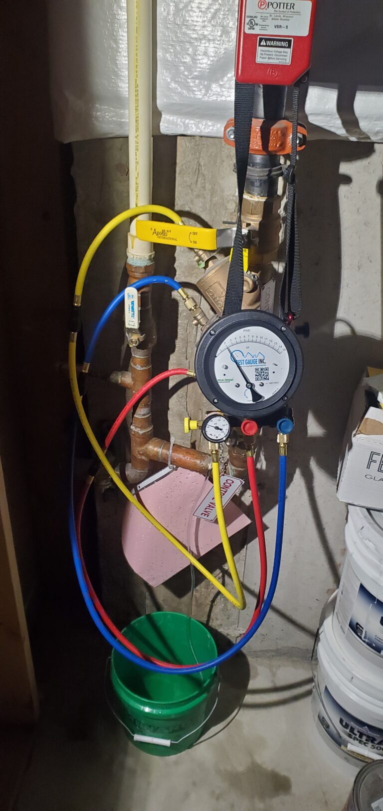 Installed backflow prevention device for backflow testing